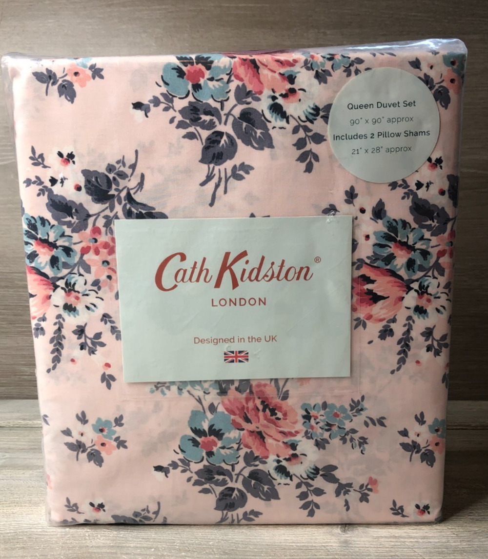 Cath Kidston Bouquet Pink Queen Duvet Cover and 2 Pillow Shams